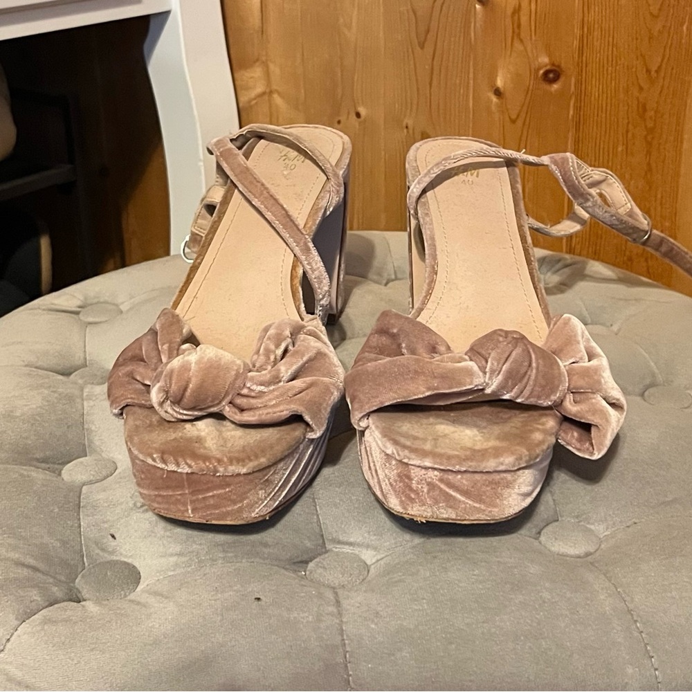 H&M Tan Platform Sandals with Ankle Strap